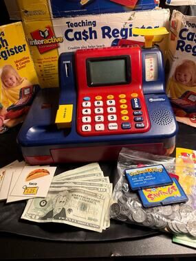 Learning Resources Interactive Teaching Cash Register Complete